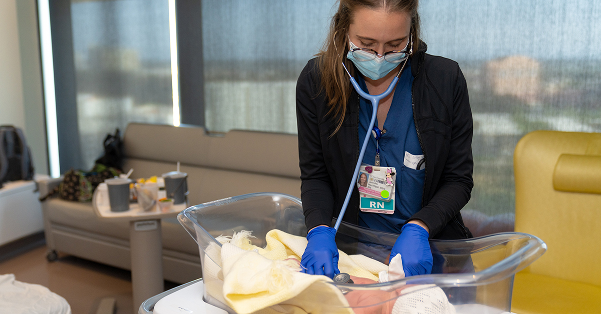 New Bundle of Joy: UC San Diego Health Delivers Highest Ranking for Obstetric, Infant Care